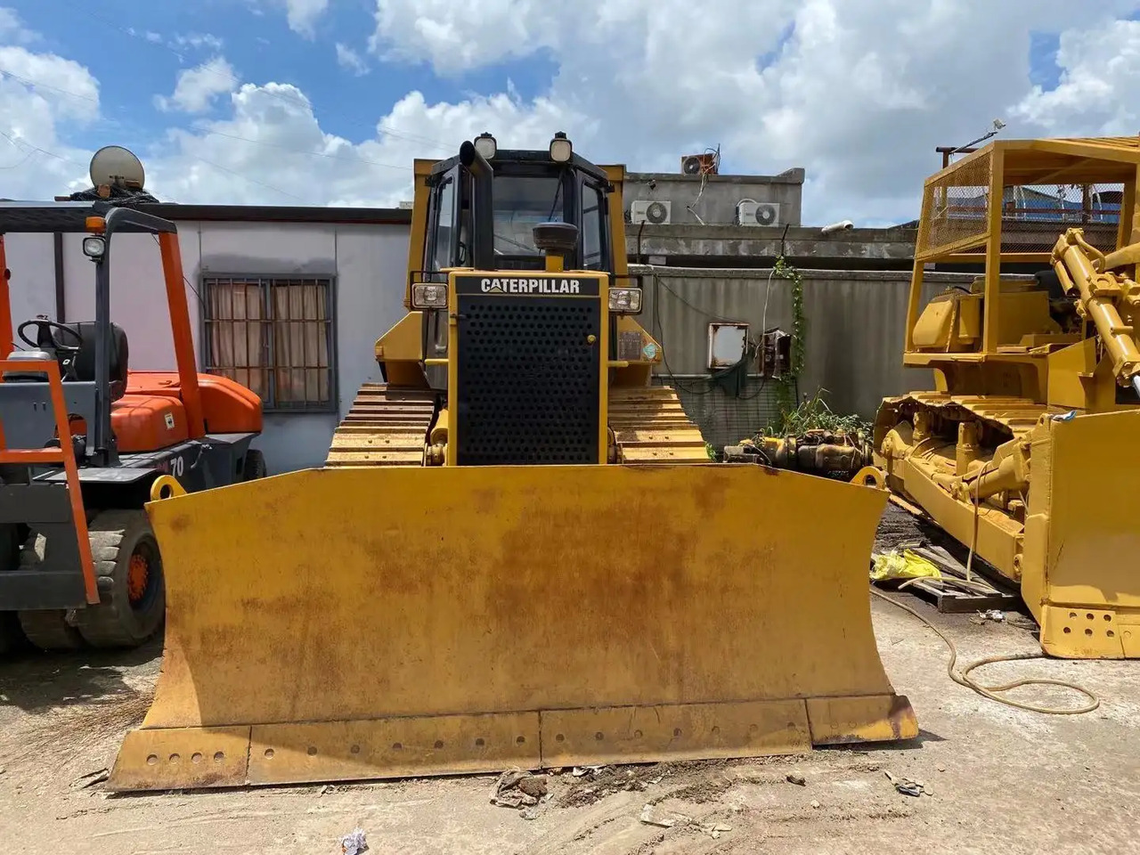 Used Bulldozer Cat D5M Second Hand Top-Notch Competitively Priced Hydraulic Diesel Bulldozer D6G D6H In Stock - Bulldozer: picture 2