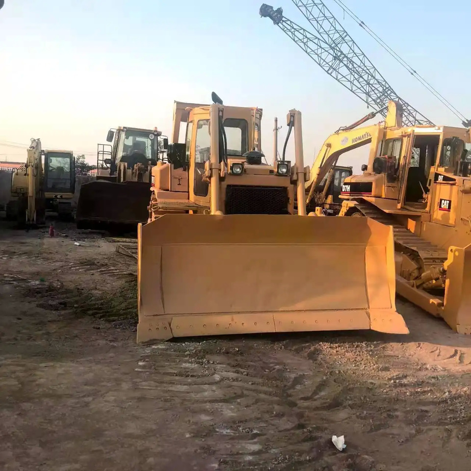 Used Bulldozers Caterpillar D7H Second Hand Marvelous Hydraulic Bulldozer D7G Able To Be Purchased - Bulldozer: picture 4