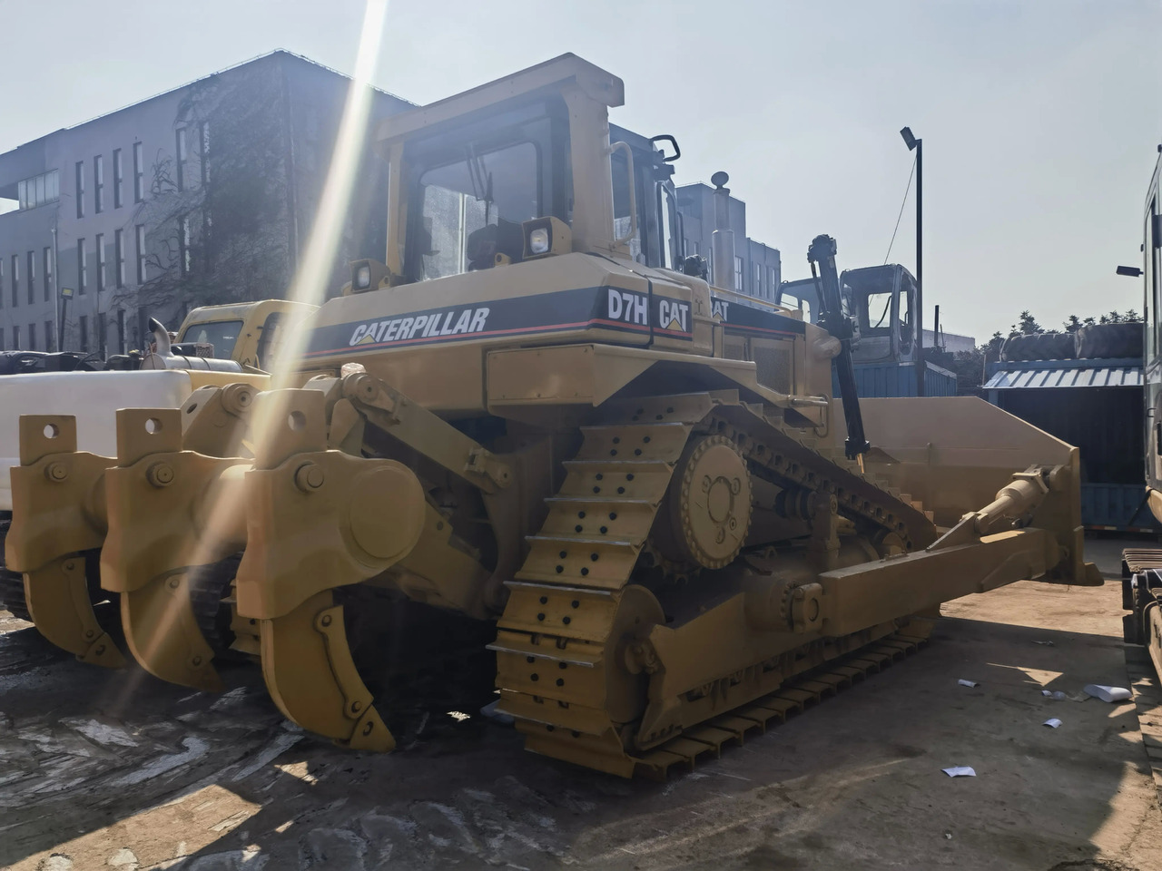 Used Caterpillar D7H Crawler Tractor Secondhand CAT D7H Bulldozer for sale - Bulldozer: picture 2