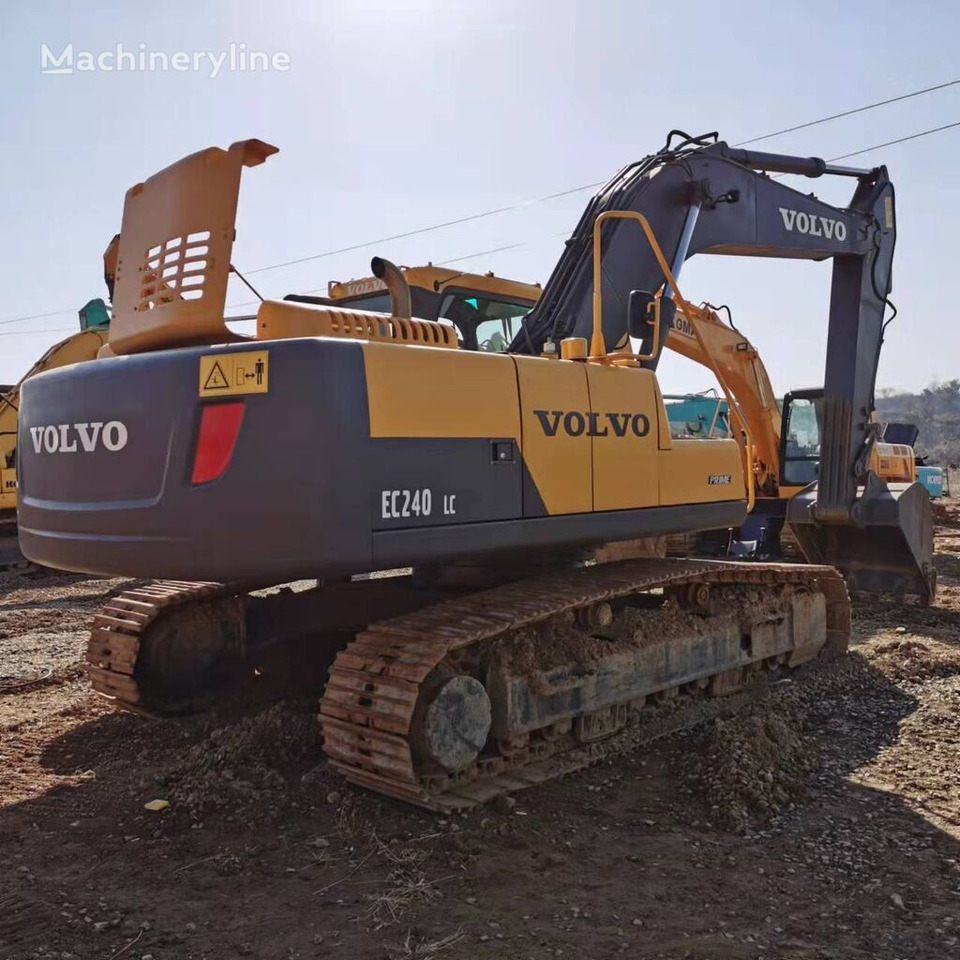 Volvo EC240LC - Crawler excavator: picture 4