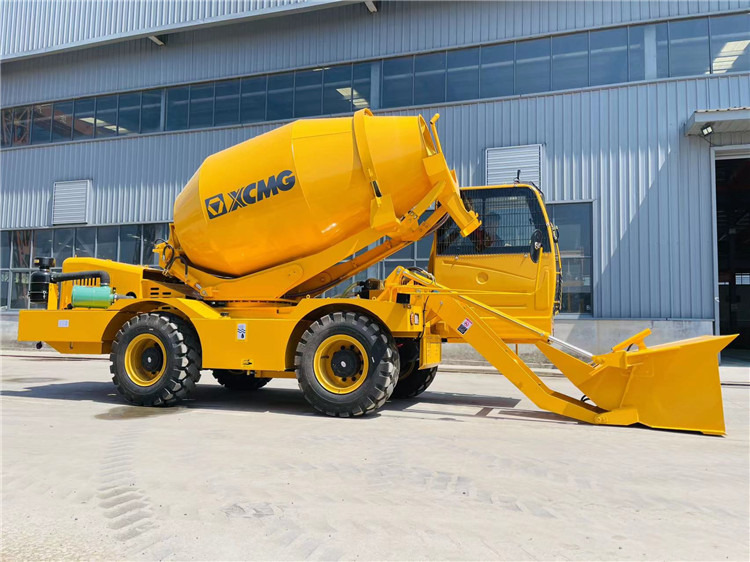XCMG 4m3 Self-Loading Mobile Concrete Mixer Truck Automatic Concrete Mixer for Sale - Concrete mixer: picture 3