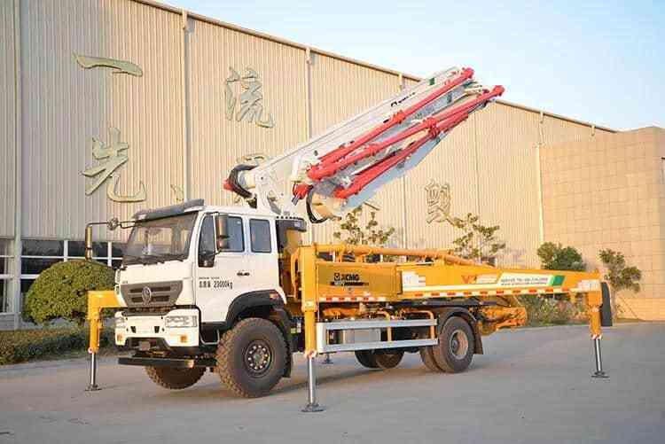XCMG Concrete Pump Truck Used HB37V Mounted Concrete Pump Truck Trade - Concrete pump truck: picture 2