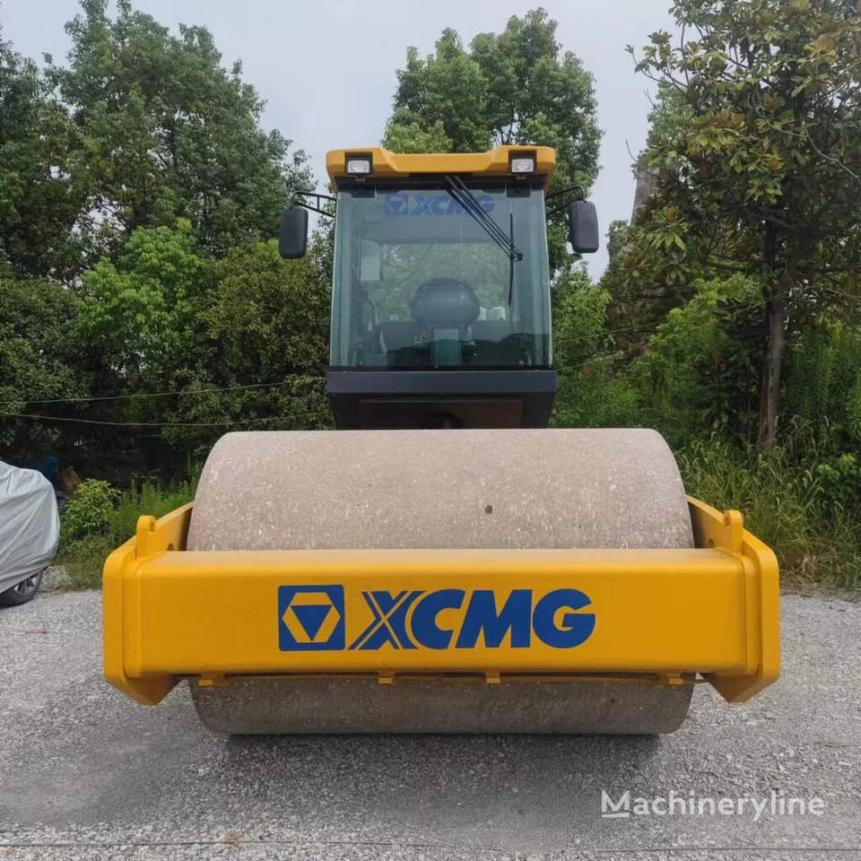 XCMG XS263 - Compactor: picture 2