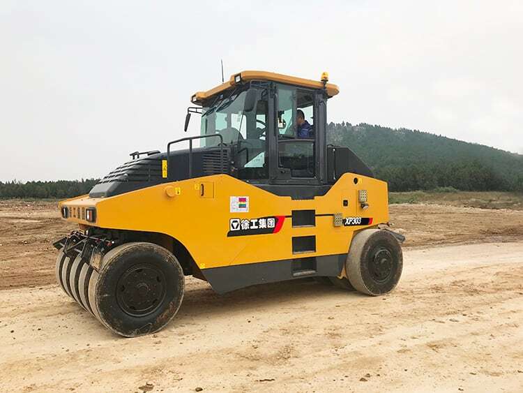 XCMG high quality Used XP303 30Ton Road Roller Japan Machine - Pneumatic roller: picture 5