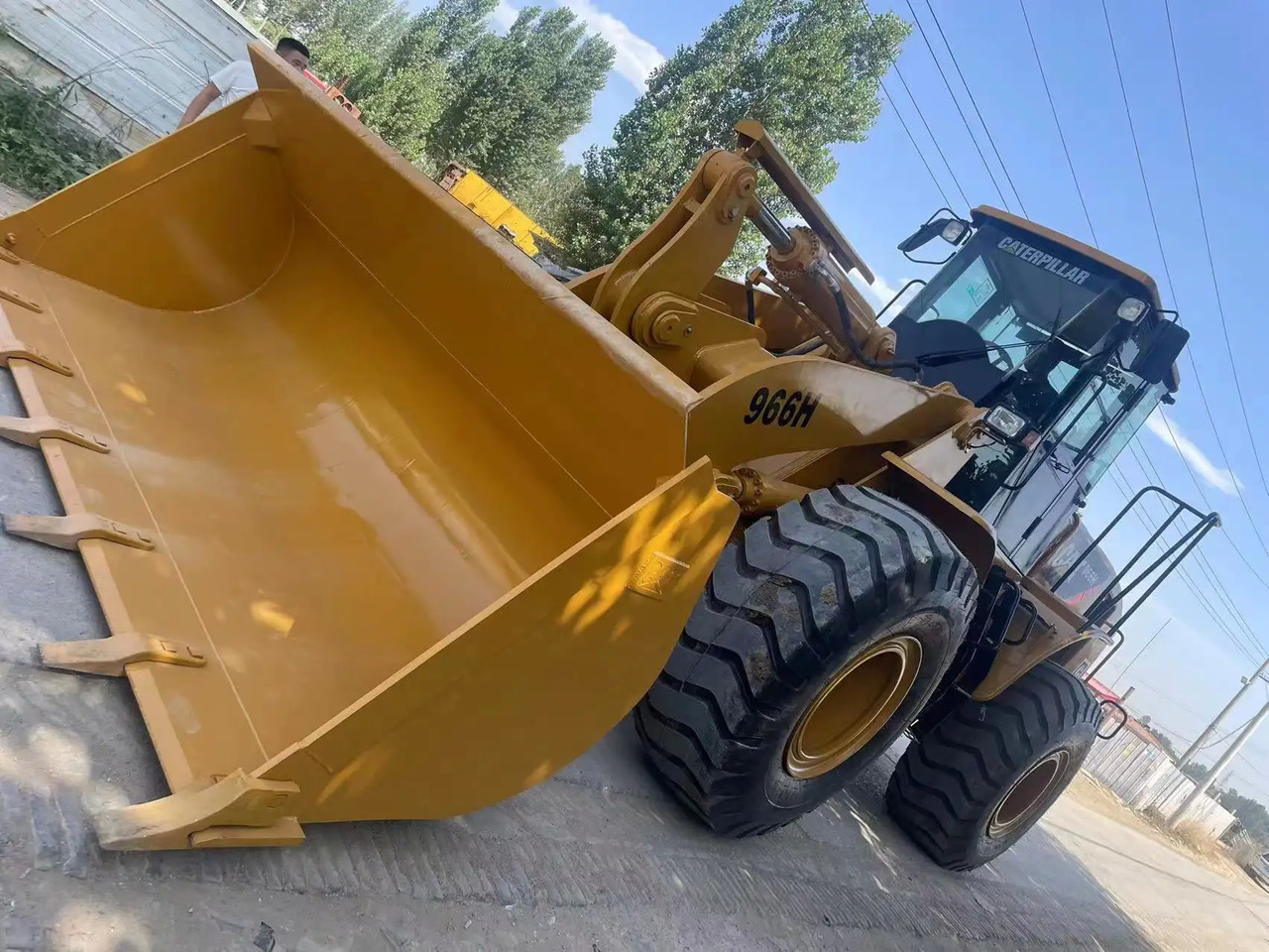 Caterpillar 966h wheel loader used CAT 966H earth-moving machinery loader 950H - Wheel loader: picture 2
