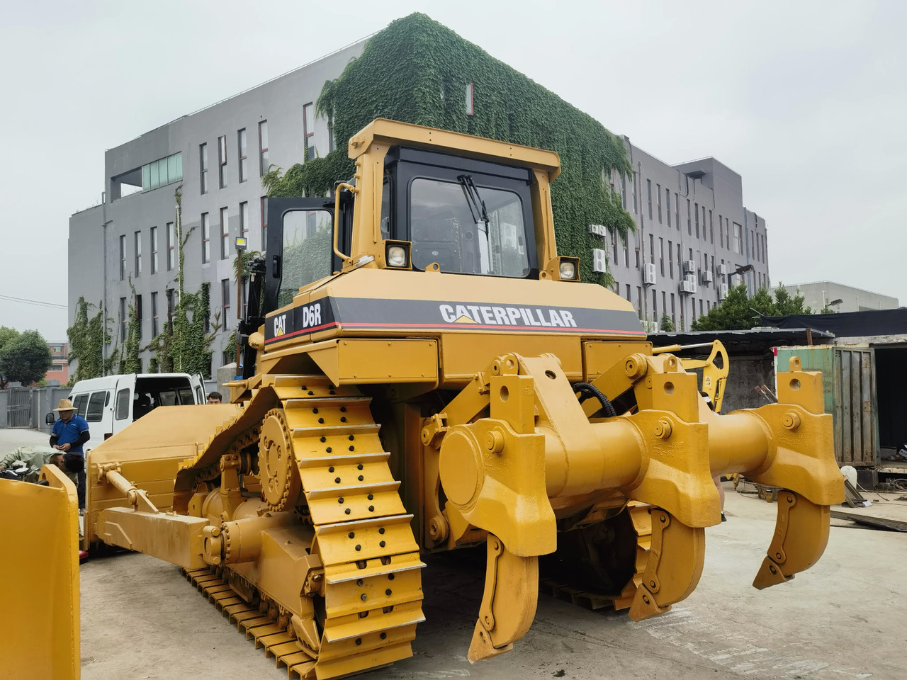 Caterpillar used D6R bulldozer cat d6r dozer bulldozer d7 caterpillar used D6r d7 d8R bulldozer - Bulldozer: picture 3