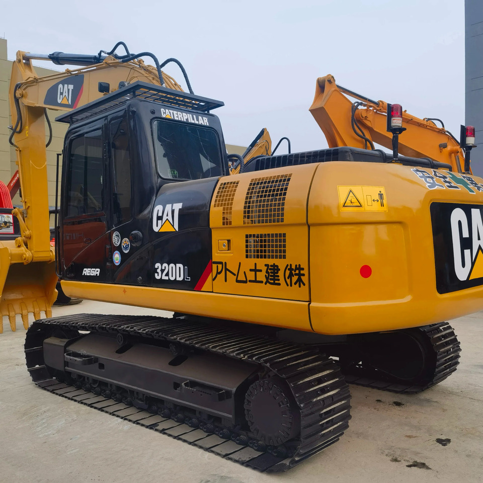 Caterpillar used excavator CAT 320DL 320D2 320D cheap price for sale - Crawler excavator: picture 1