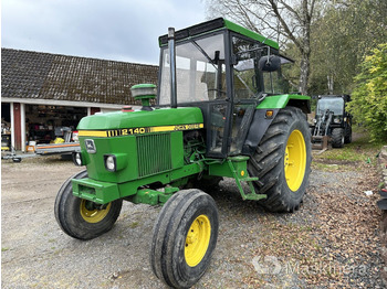 Traktor John Deere 2140 - Forestry tractor: picture 1
