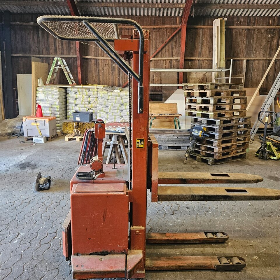 BT BT LSV 1200 - Forklift: picture 2