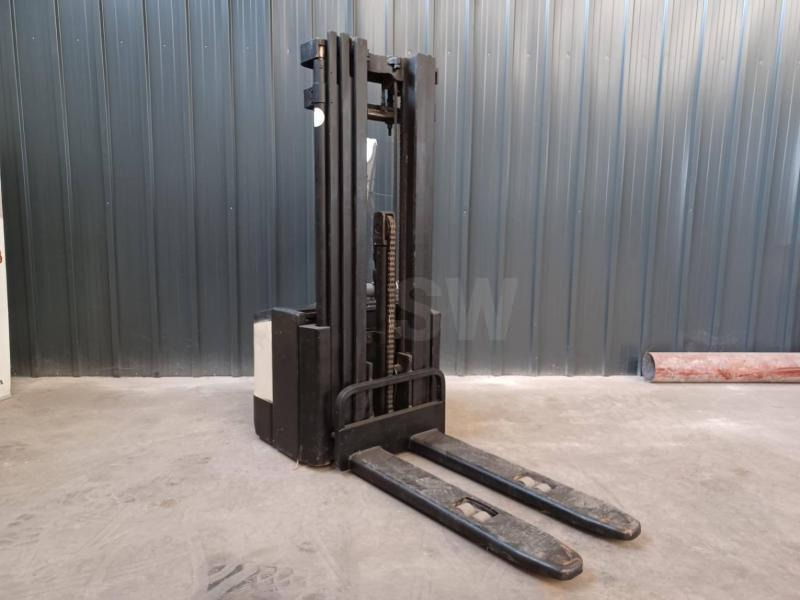 Crown WE2300-16 - Stacker: picture 2