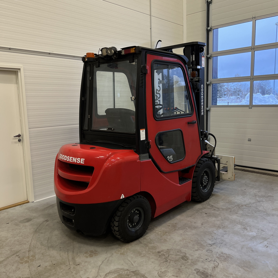 Goodsense FD25 with cabin! - Diesel forklift: picture 2