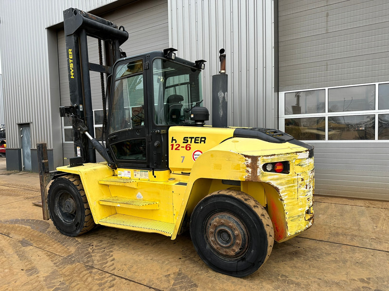 Hyster H12XM-6 - Forklift: picture 3
