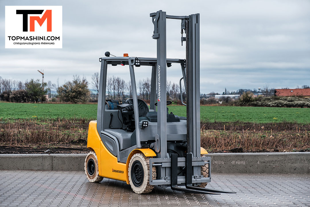 JUNGHEINRICH TFG 425s - LPG forklift: picture 2