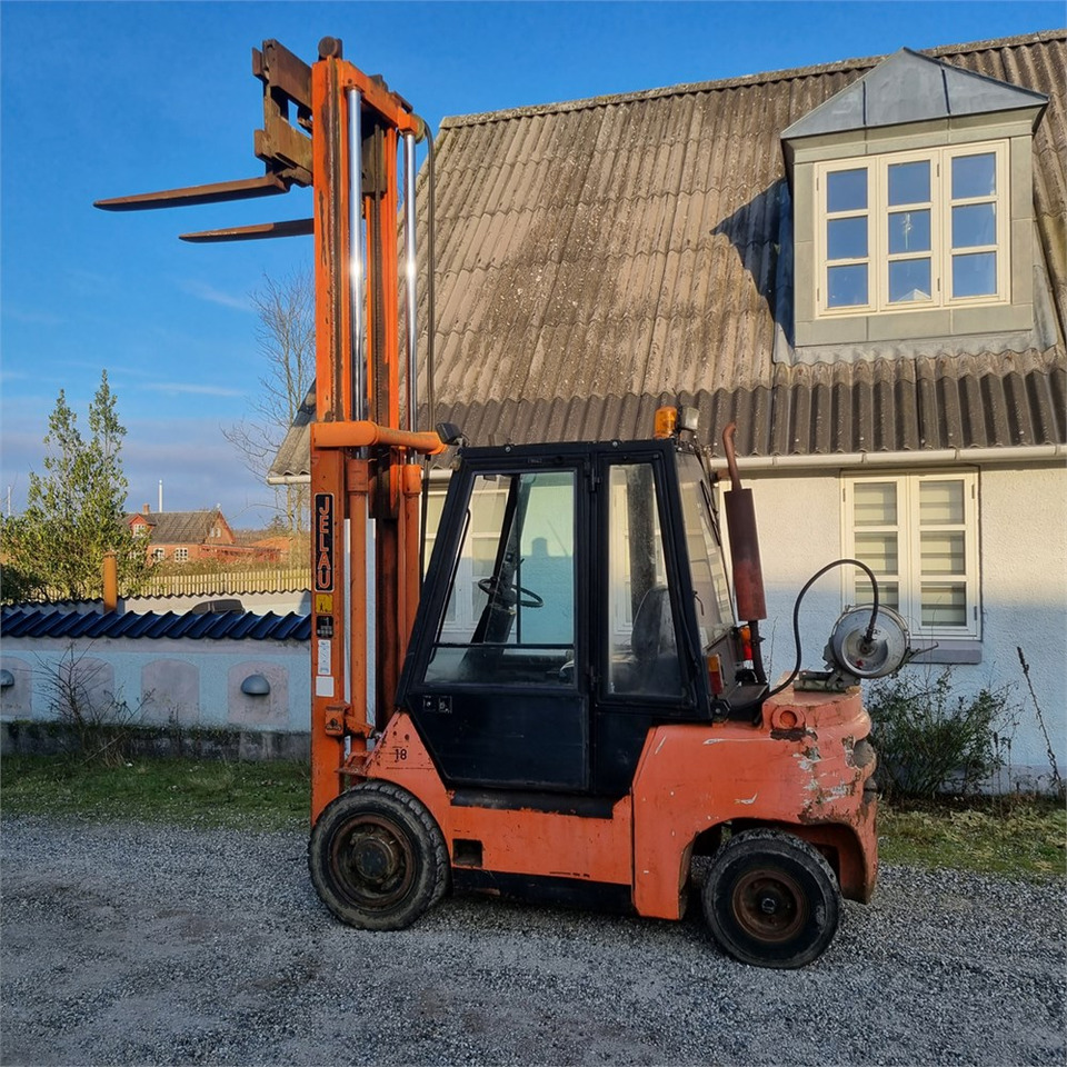 Jelau 3504 C - Forklift: picture 1