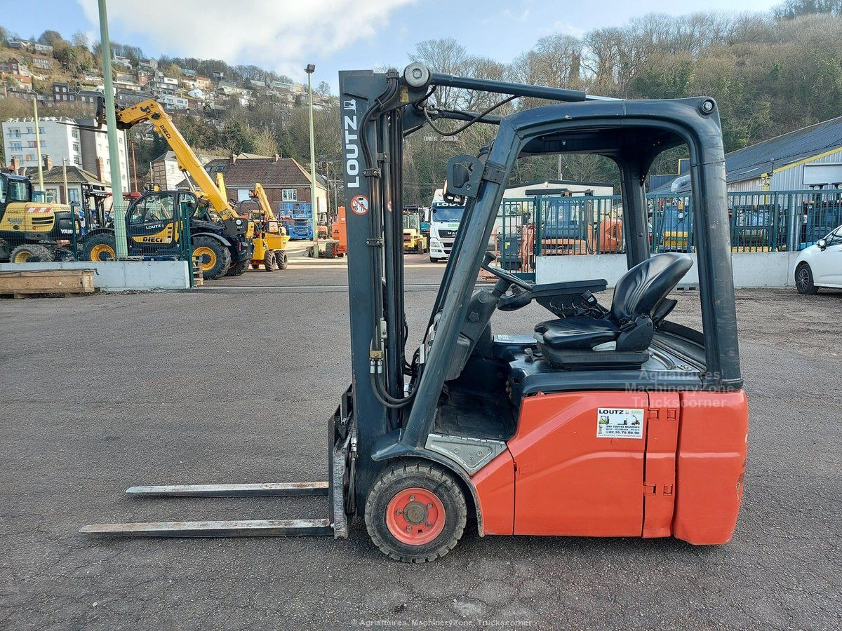 Linde E16-01 - Electric forklift: picture 1