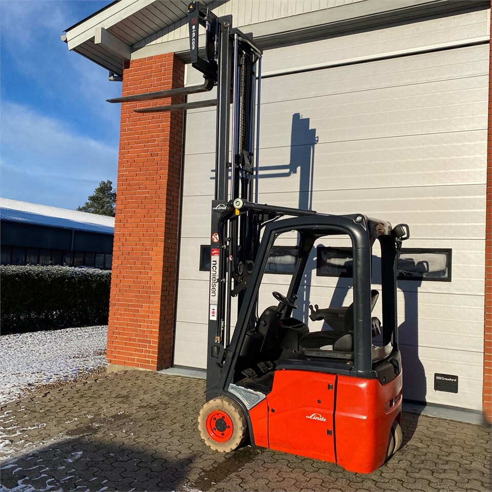 Linde E 12/386 - Forklift: picture 2