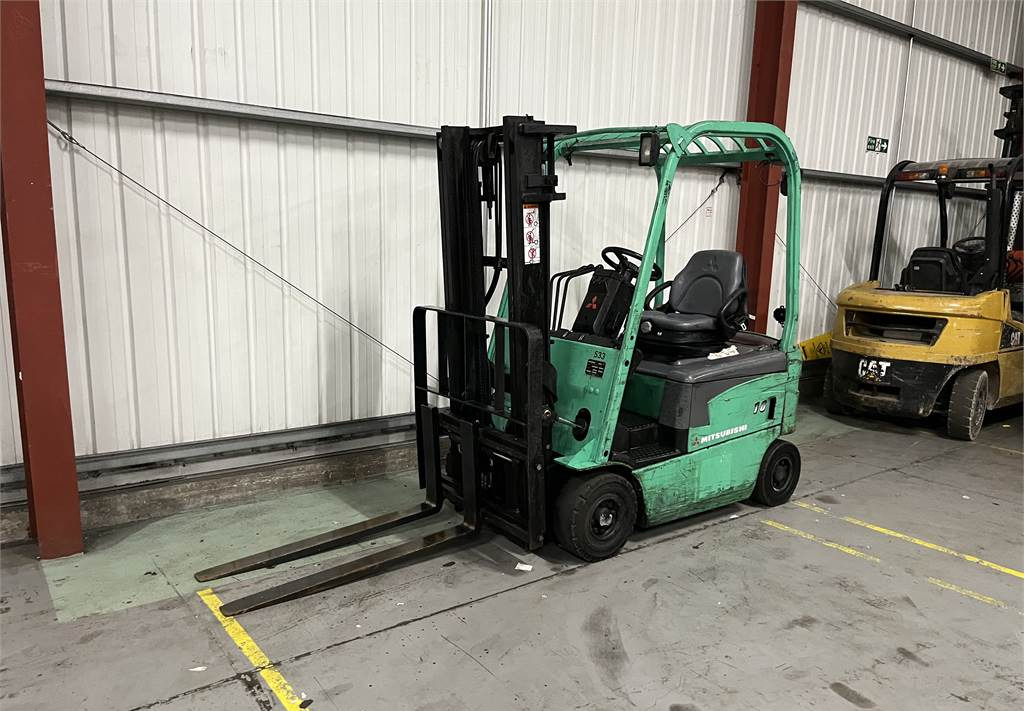 Mitsubishi FB16N  - Electric forklift: picture 2