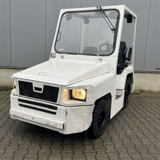 Nissan FV02A25U - Tow tractor: picture 1