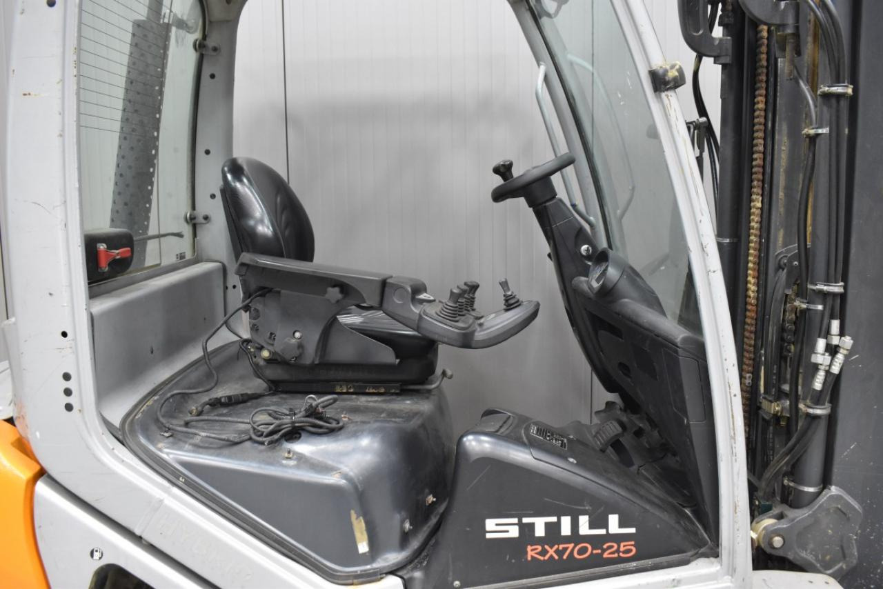 STILL RX 70-25 - Diesel forklift: picture 5