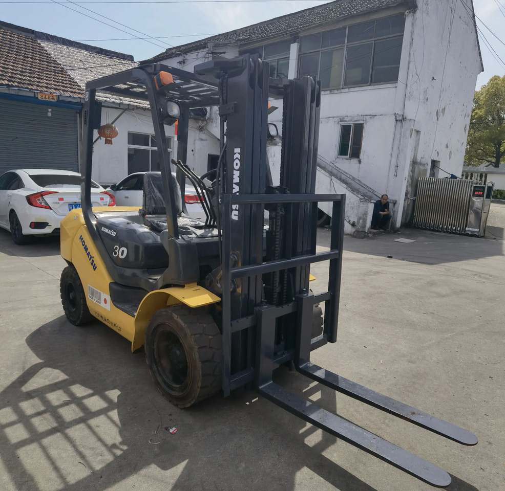 Second hand Japan forklift 3ton used komatsu forklift with side shift - Forklift: picture 4