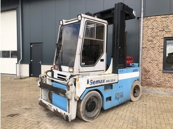 LPG forklift