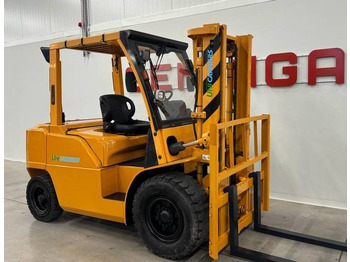 Diesel forklift UNICARRIERS