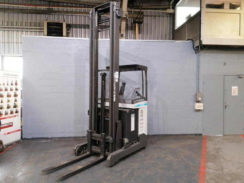Unicarriers COMPACT UND140 - Reach truck: picture 1