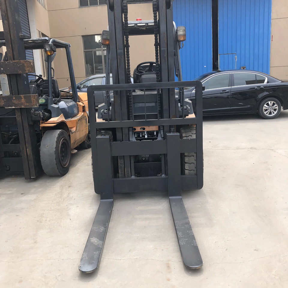Used Toyota forklift FD30 FD50 FD70 Japan made Toyota forklift parts 5ton Toyota diesel forklift 5 ton FD50 - Forklift: picture 2