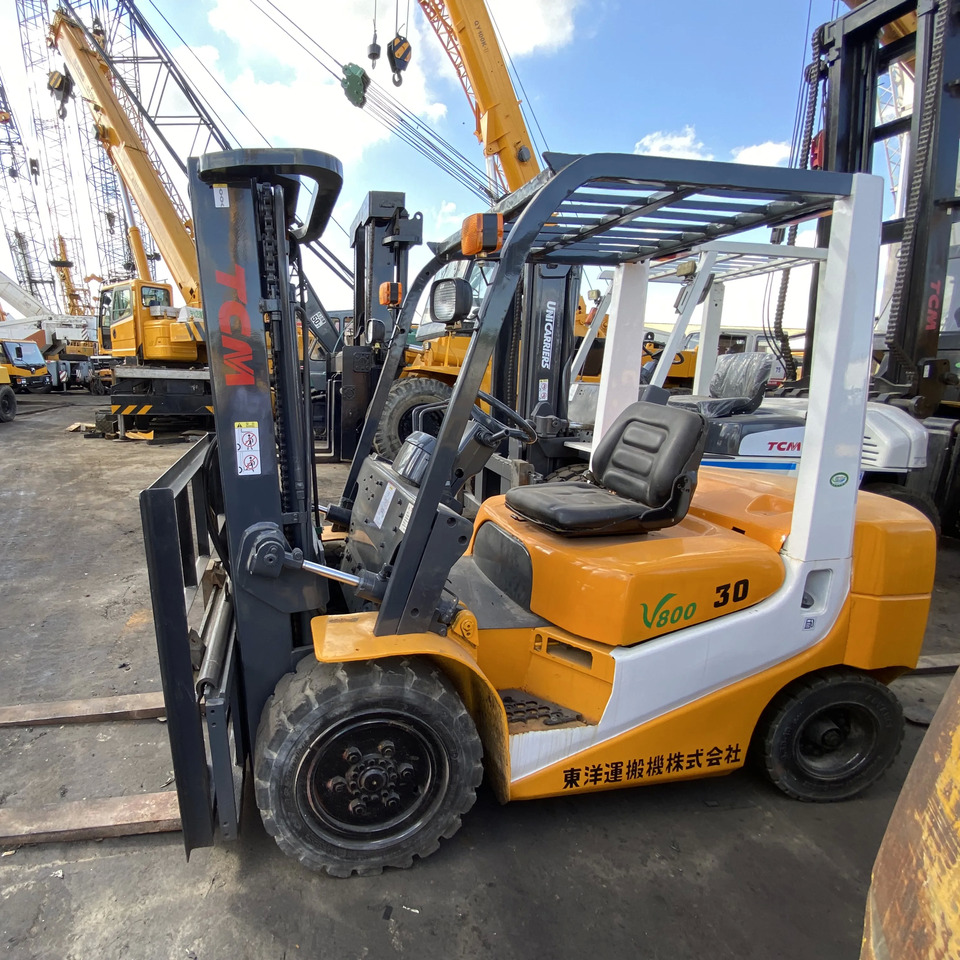 Used TCM 3 ton forklift used fd30 3 ton forklift tcm used toyota Komatsu forklift for sale - Forklift: picture 1