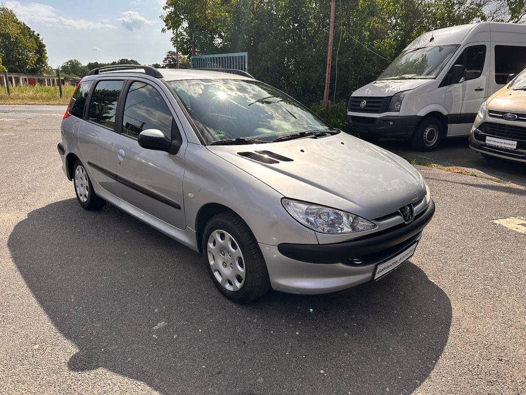 Car Peugeot 206 SW Grand Filou Cool from Germany, 1199 EUR for sale - ID:  7650395