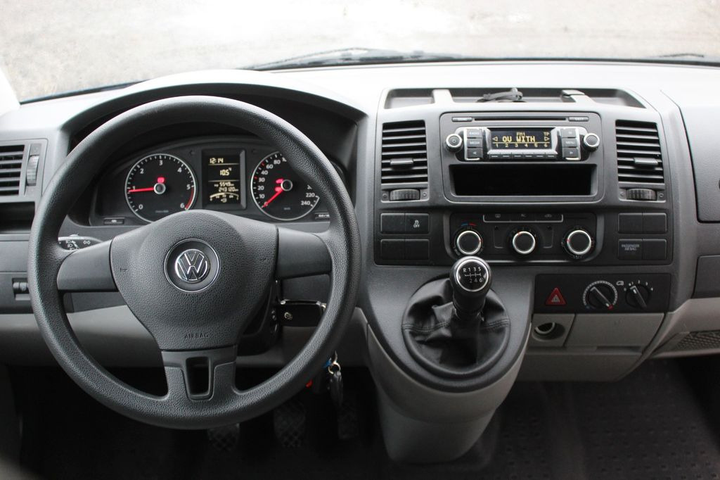 Car Volkswagen T5 Kombi 2.0 TDI (4 Motion, Standheizung): picture 4