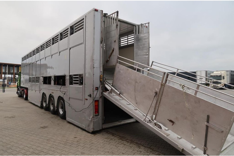 Burg O4/DA - Livestock semi-trailer: picture 1