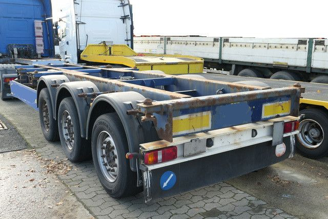 Carnehl CCS/HS, 1x20/2x20/1x30/1x40 Fuß Container, Lift  - Container transporter/ Swap body semi-trailer: picture 2