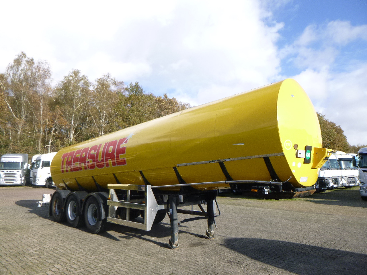 Crane Fruehauf Food (beer) tank inox 30 m3 / 2 comp - Tank semi-trailer: picture 2