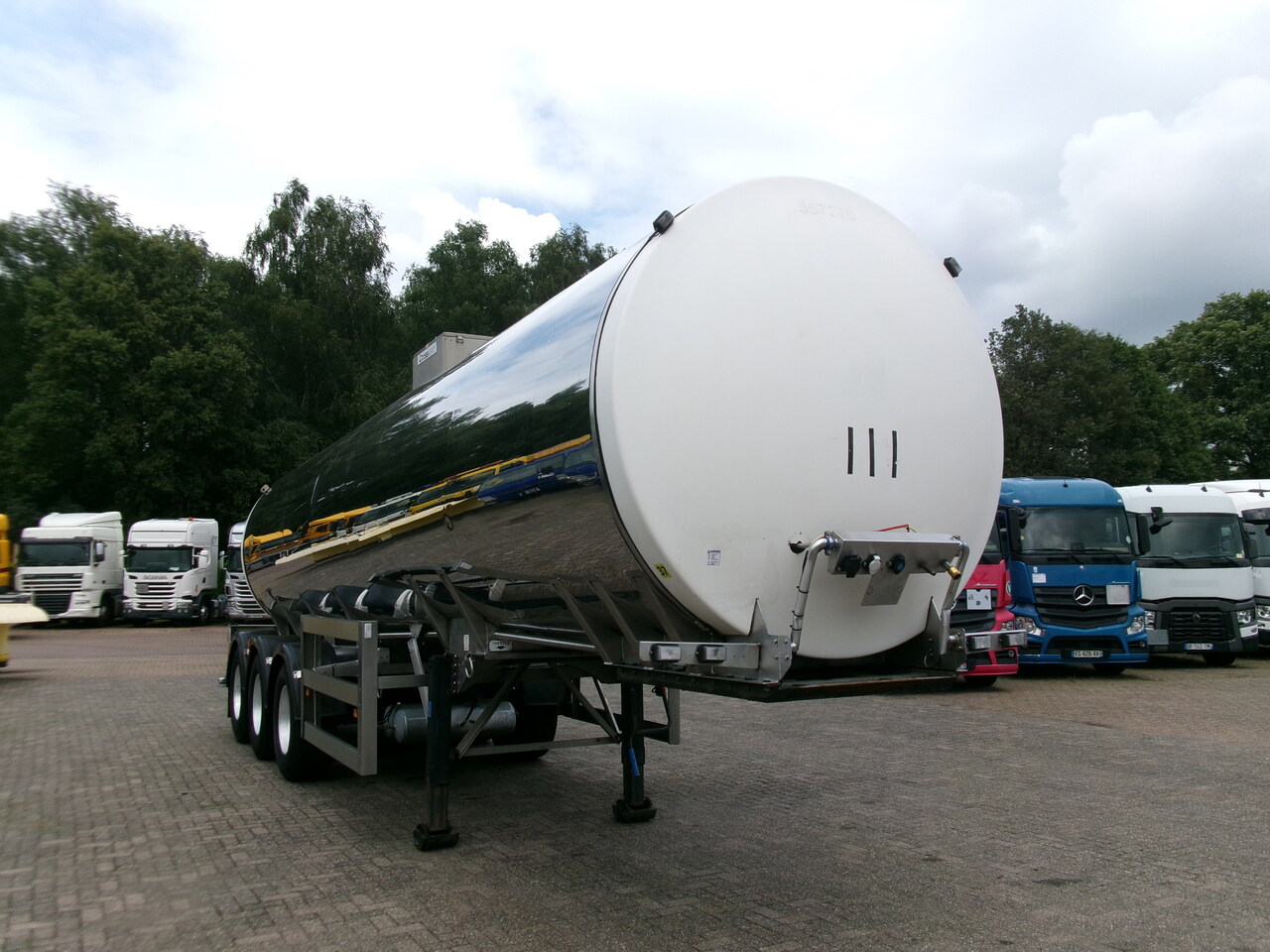 Crossland Food tank inox 30 m3 / 1 comp - Tank semi-trailer: picture 2
