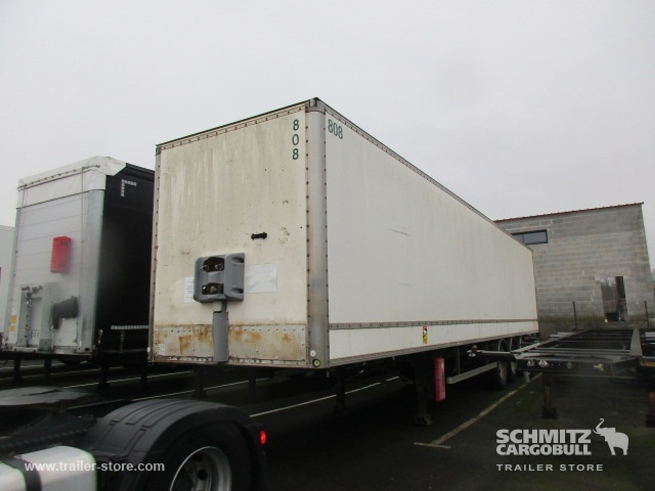 FRUEHAUF Dryfreight Standard - Closed box semi-trailer: picture 3