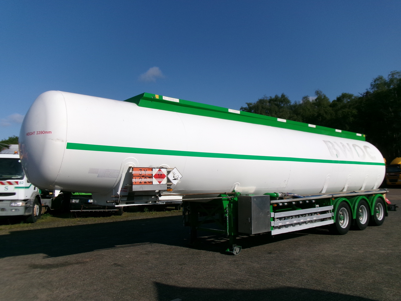 Feldbinder Fuel tank alu 42 m3 / / 6 comp + pump - Tank semi-trailer: picture 1