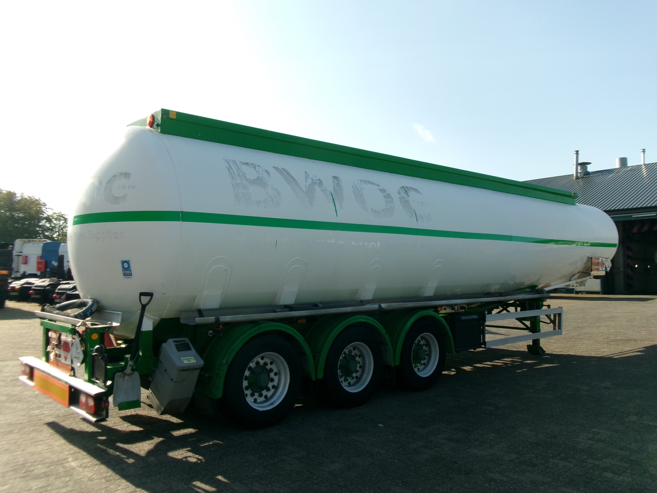 Tank semi-trailer for transportation of fuel Feldbinder Fuel tank alu 42 m3 / / 6 comp + pump: picture 4