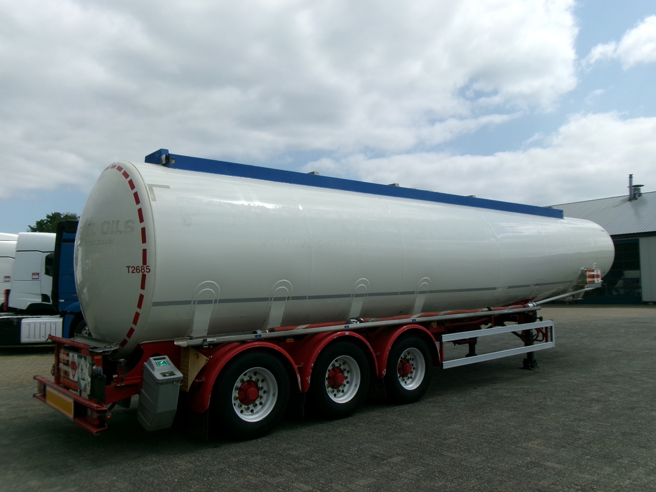 Tank semi-trailer for transportation of fuel Feldbinder Fuel tank alu 44.6 m3 + pump: picture 4