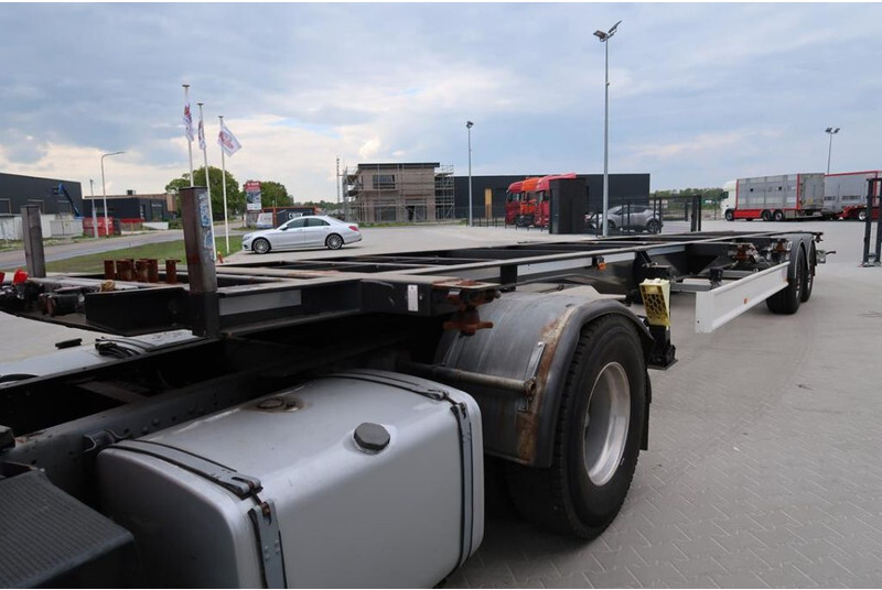 Fliegl SZS300 - Container transporter/ Swap body semi-trailer: picture 4