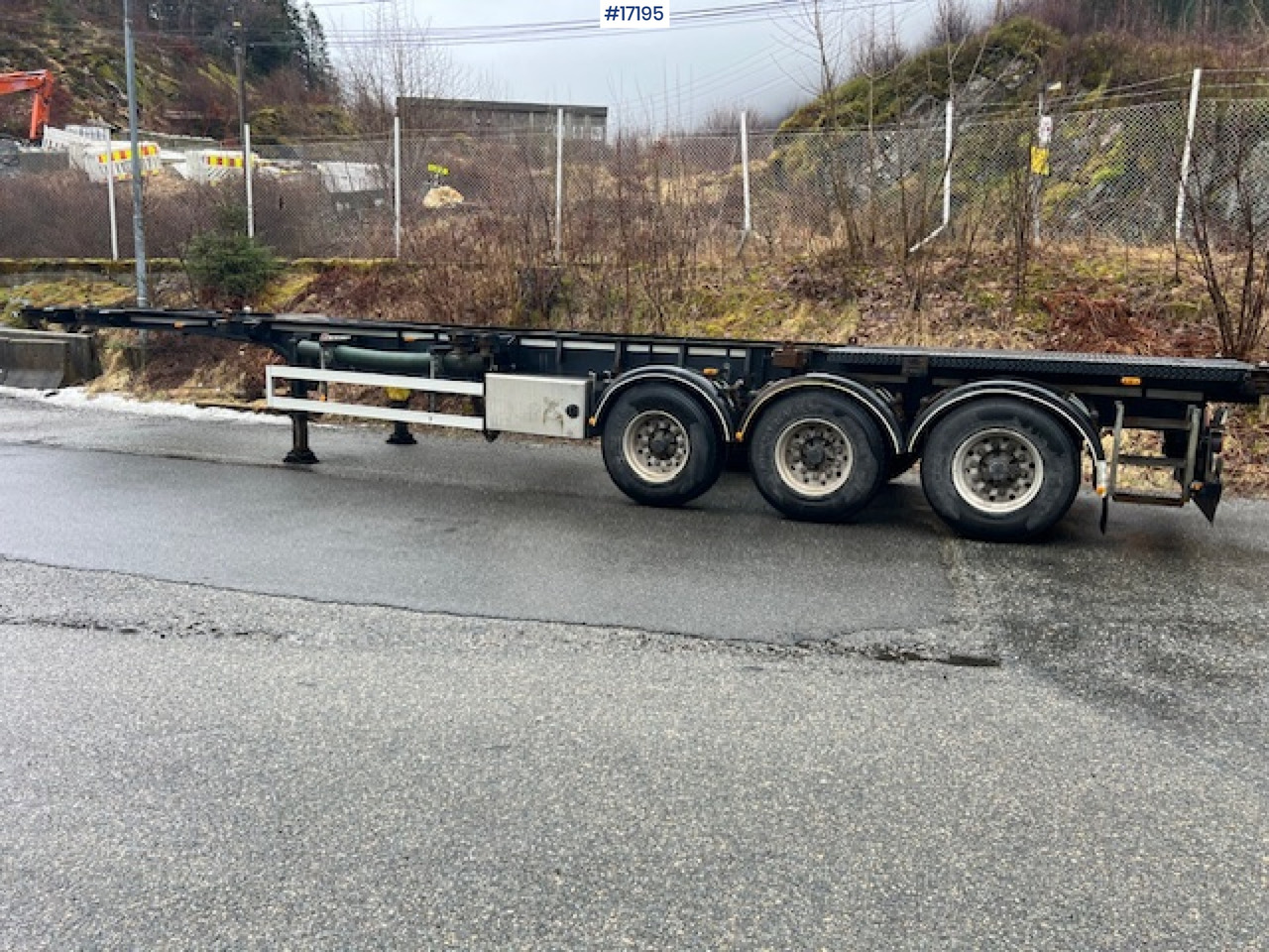 Istrail RK 35 - Container transporter/ Swap body semi-trailer: picture 4