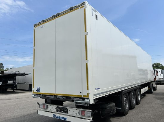 Krone SDK27 Dryliner  Koffer Auflieger, Zurschienen - Closed box semi-trailer: picture 4