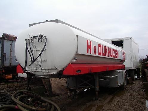 LAG 21000L  - Tank semi-trailer: picture 2