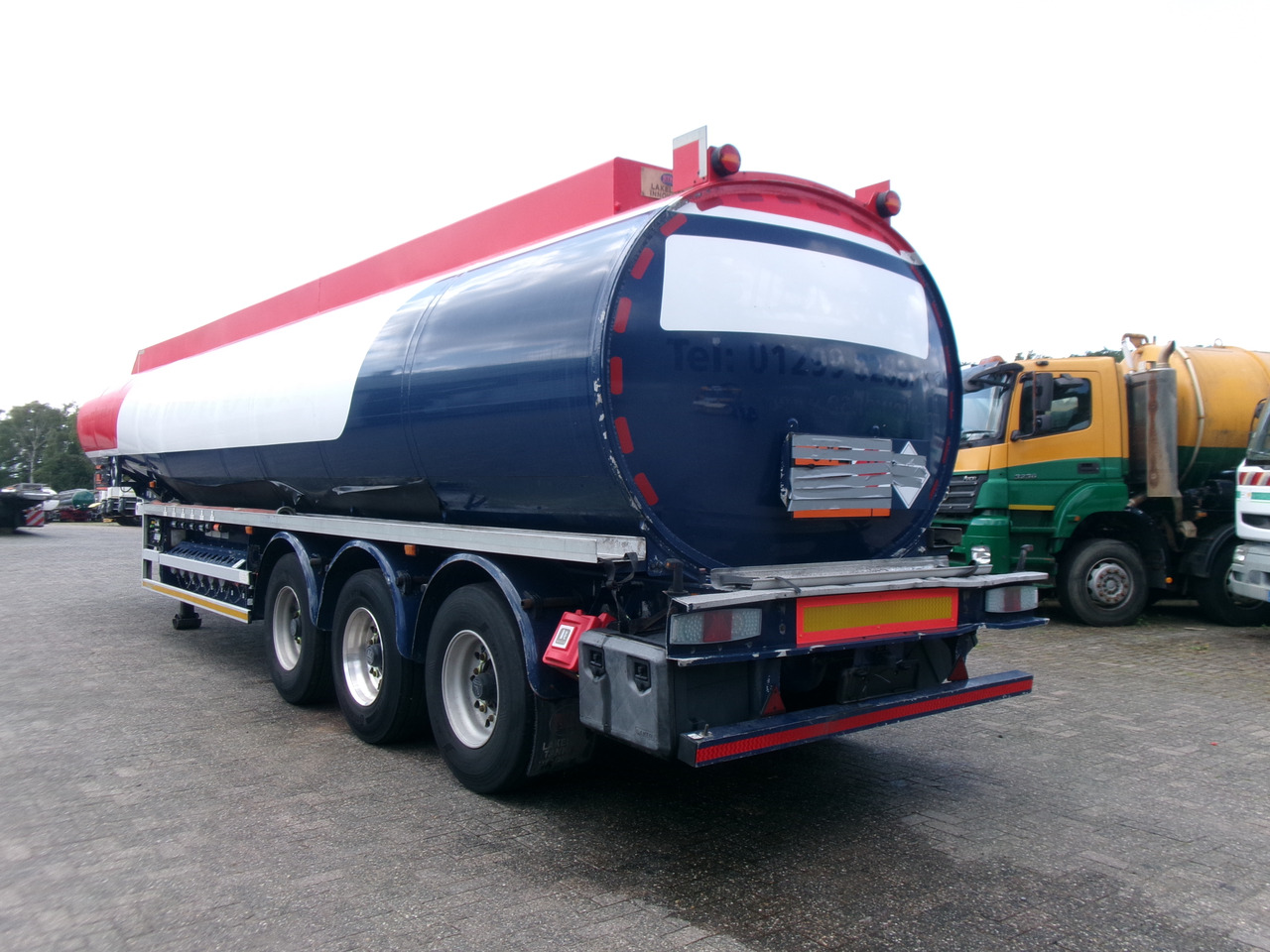 Lakeland Fuel tank alu 42.8 m3 / 6 comp + pump - Tank semi-trailer: picture 3