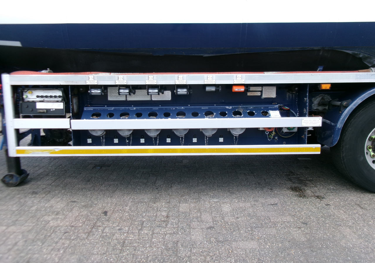 Lakeland Fuel tank alu 42.8 m3 / 6 comp + pump - Tank semi-trailer: picture 5