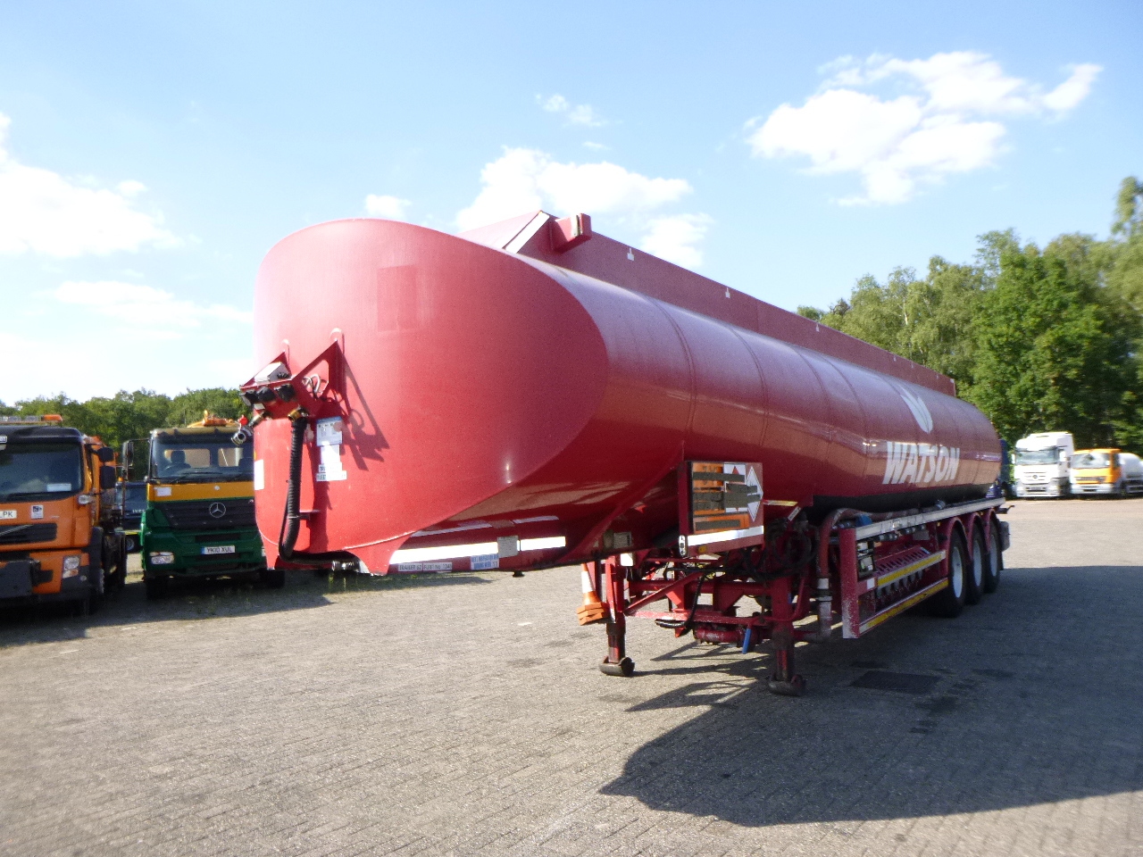 Lakeland Tankers Fuel tank alu 42.8 m3 / 6 comp + pump - Tank semi-trailer: picture 1