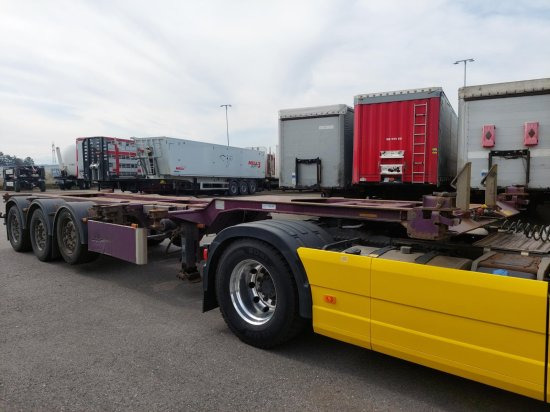 M&V 902S, Containerchassis, SLIDER, Ausziehbar, 1X20,2X20,1X40ft 2 Stk. verfügbar - Container transporter/ Swap body semi-trailer: picture 5