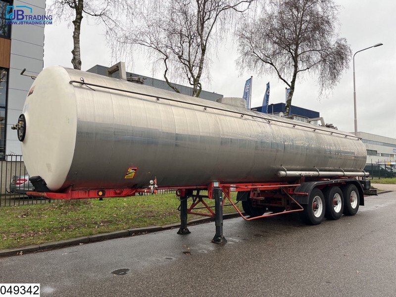 Magyar Chemie 31000 Liter, Steel suspension - Tank semi-trailer: picture 1