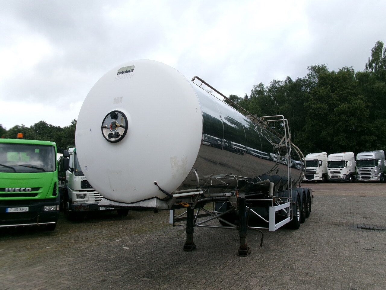Magyar Food tank inox 30 m3 / 1 comp - Tank semi-trailer: picture 1