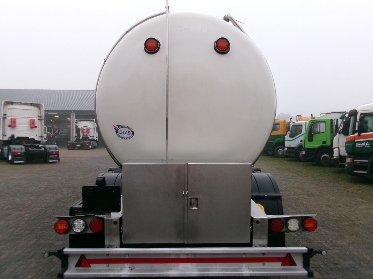 Maisonneuve Food tank inox 30 m3 / 1 comp - Tank semi-trailer: picture 5